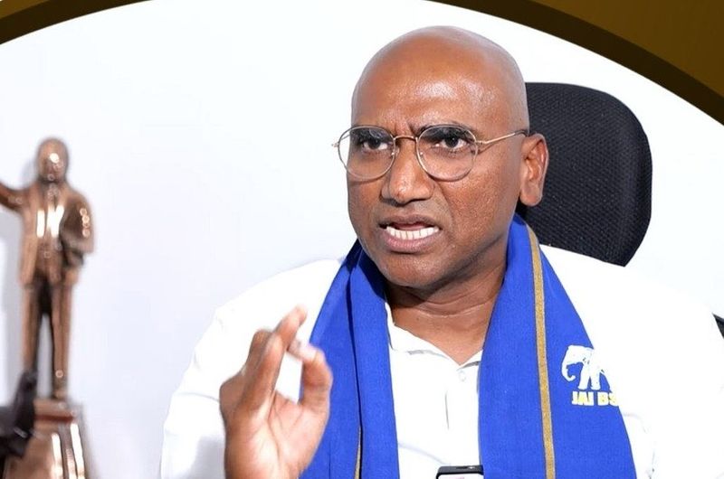 BSP leader RS Praveen Kumar said that the government's attitude towards junior panchayat secretaries is unconstitutional RMA