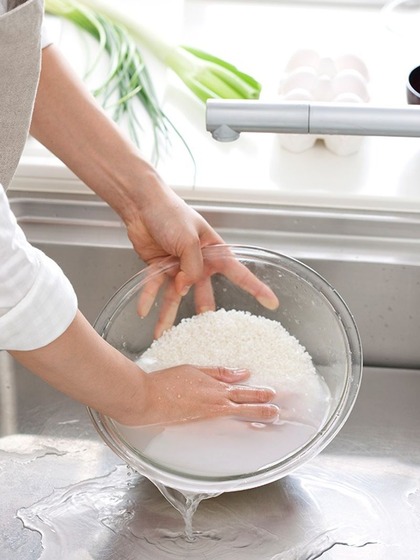 Rinse the rice
