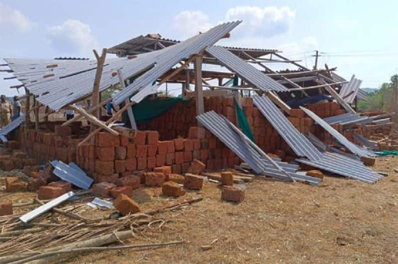 Woman assaulted and house destroyed over Land dispute in Shivamogga District gvd