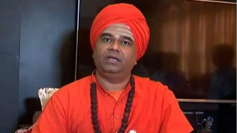 Ignoring Yediyurappa Shettar Eshwarappa is the reason for BJPs present condition Says Dingaleshwar Swamiji gvd