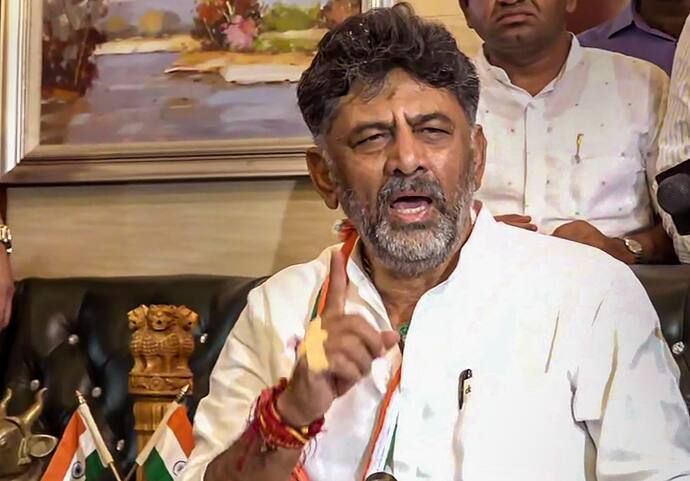 Shivakumar cancels visit to Delhi amid intense competition with Siddaramaiah over  karnataka CM post 