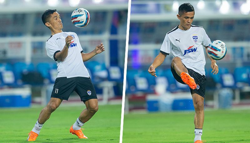 football Ahead of Premier League Next Generation Cup, Sunil Chhetri sends inspiring message to Indian players (WATCH)-ayh