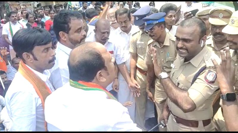 BJP protest against shifting of government hospital in Mayiladuthurai