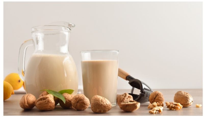 national walnut day how to make tasty and healthy walnut shake rse 