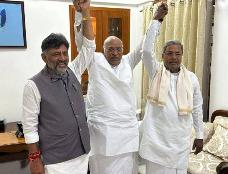 Party Rounds Karnataka Politics Cabinet Expansion DK Shivakumar  Siddaramaiah san