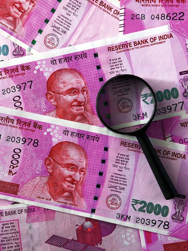 RBI withdraws Rs 2,000 notes from circulation: Top 7 must-know details AJR