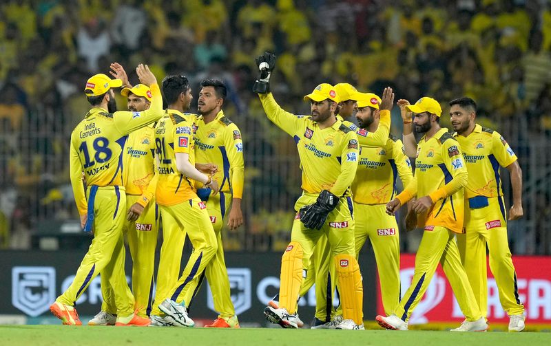 IPL 2023: CSK beats Delhi Capitals with huge difference, qualified for Playoff and qualifier 1 CRA