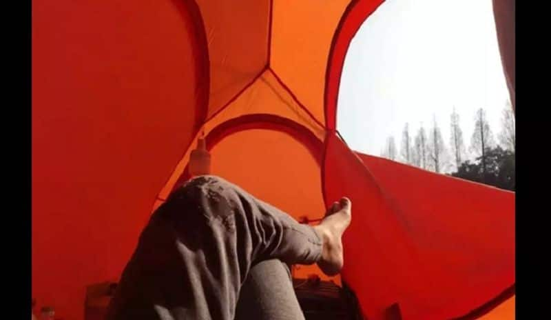 29 year old man quits job lives in a tent because he wants to relax and not to work ash