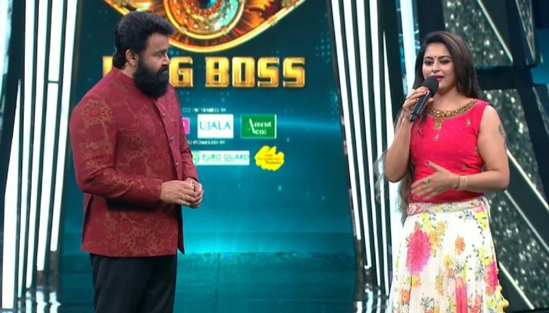 sruthi lakshmi to mohanlal after eviction in bigg boss malayalam season 5 nsn