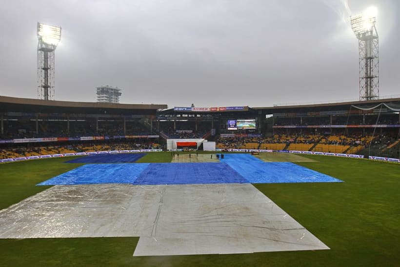 Bengaluru weather update for India vs Australia 5th T20I: Potential rain interruption expected in the 5th T20I