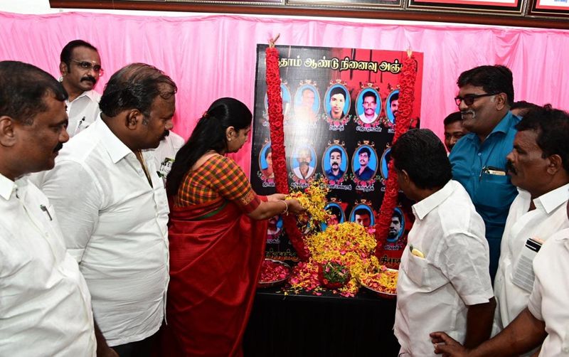 mp kanimozhi paid her respect to who loss his life protest against sterlite in thoothukudi