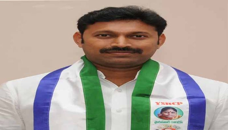 వై ఎస్ అవినాష్ రెడ్డి: బాల్యం, విద్య, వ్యక్తిగత జీవితం, రాజకీయ ...