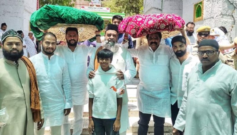 mla nagendra visited ajmer dargah in rajasthan after win against sriramulu ash