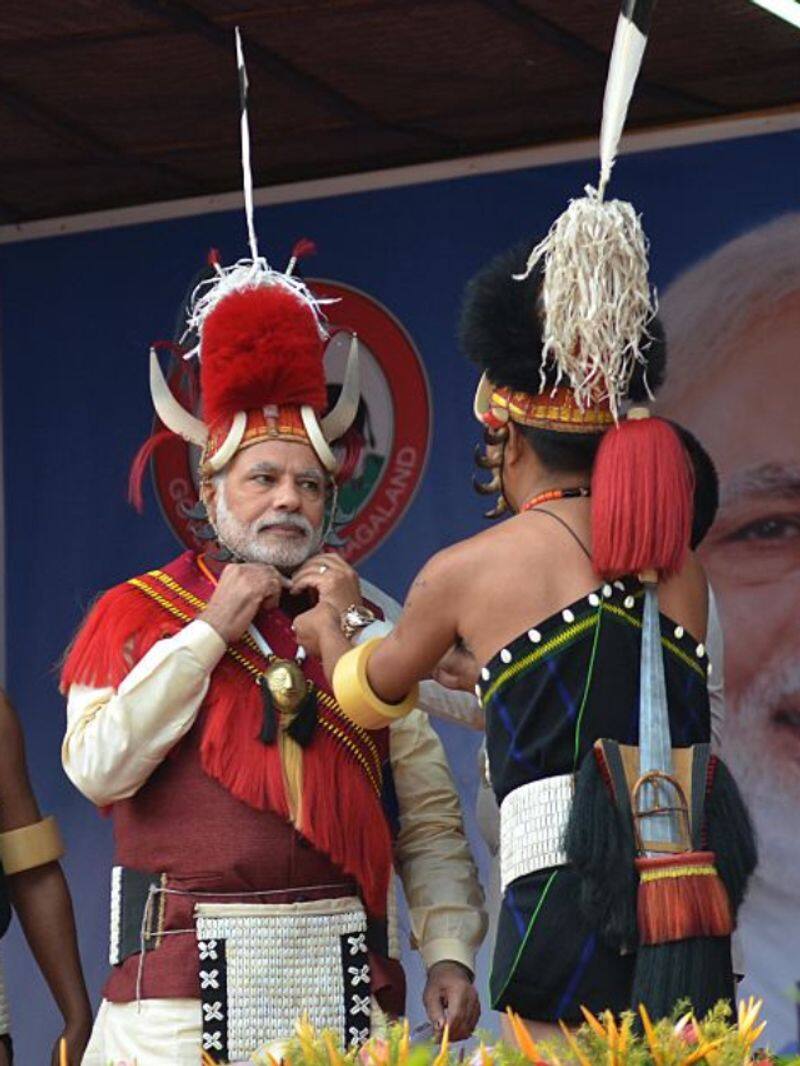 Pm modi Promoting Tribal Art Culture on the World Stage