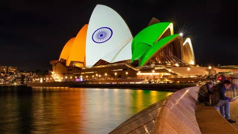 Prime Minister Modi in Australia.. Sydney harbor decorated with tricolor flags, Opera House