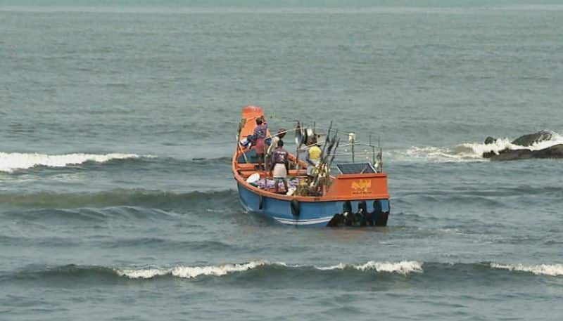 Fishermen who Went Fishing in Uttara Kannada grg