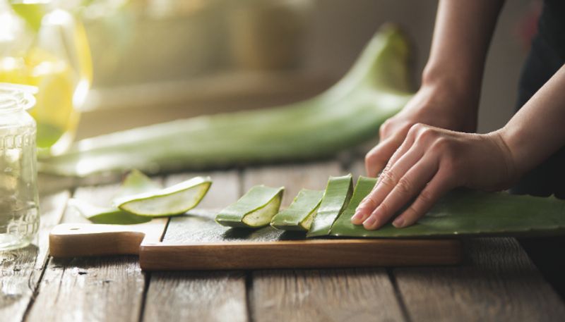 skincare benefits of using aloe vera gel for face azn 