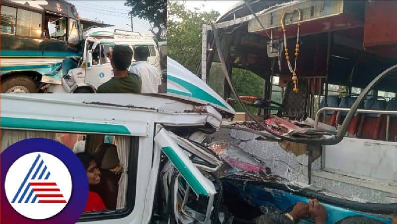 Two peoples dies after tempo traveler collides to private bus near kunigal at tumakuru today rav