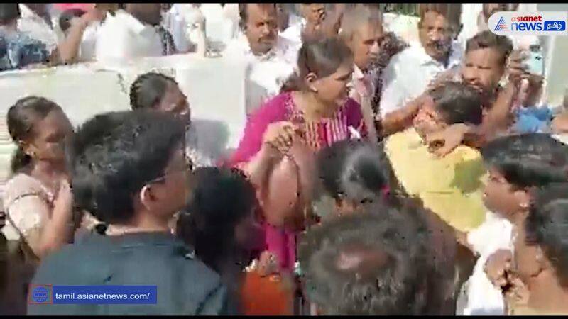 karur mayor kavitha ganesan argument with income tax officers in karur