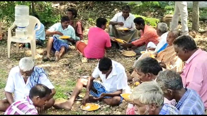 veg biryani supplied for protesters in karur district