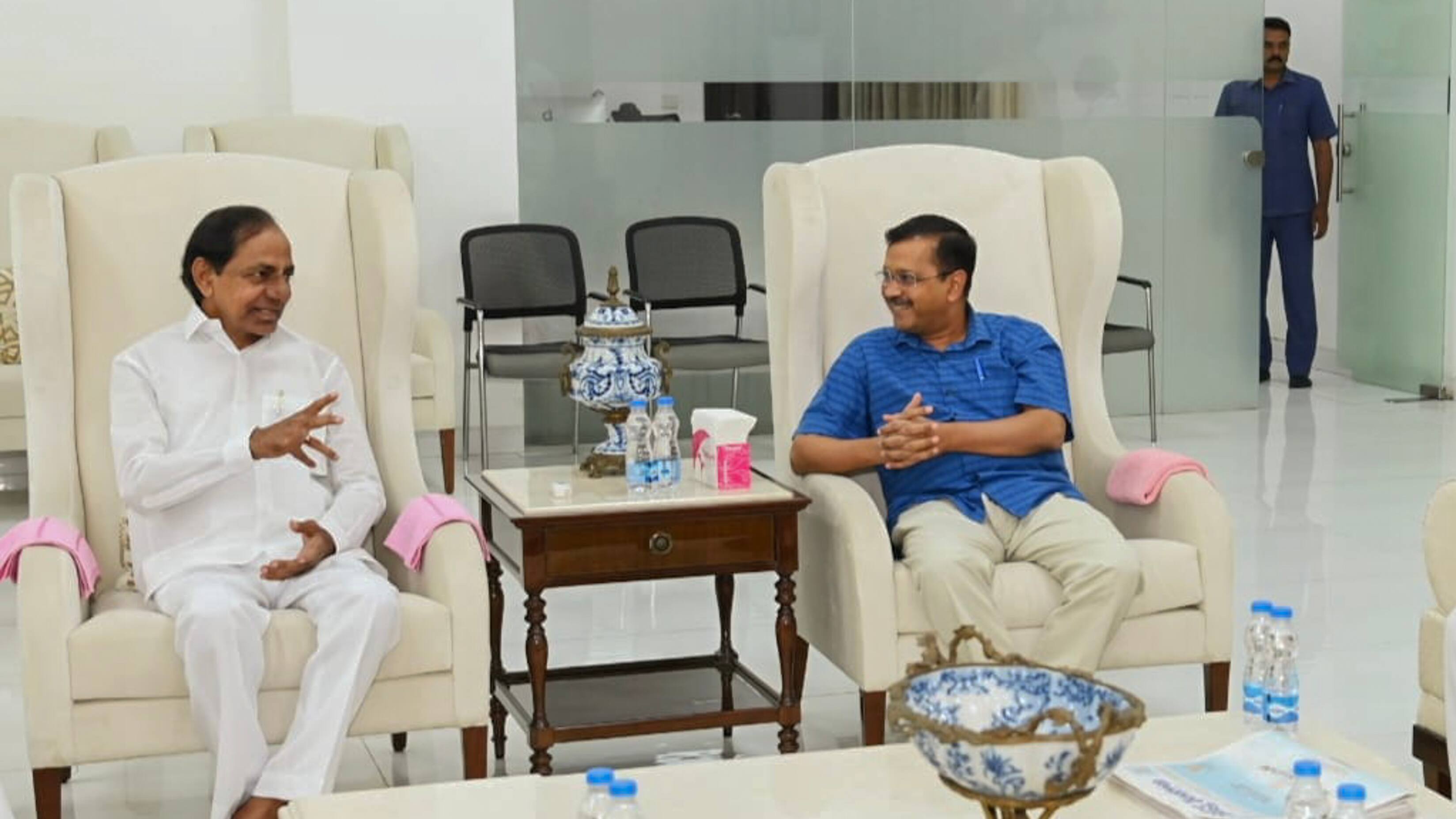 Arvind Kejriwal with KCR