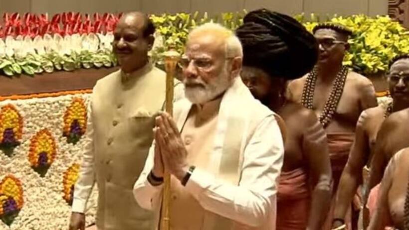 కొత్త  పార్లమెంట్ భవనం:  ప్రారంభించిన  మోడీ