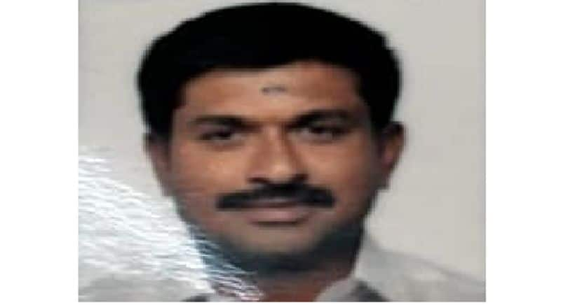 RTI activist Harish Halli died after falling from a flyover while trying to escape from the police gvd