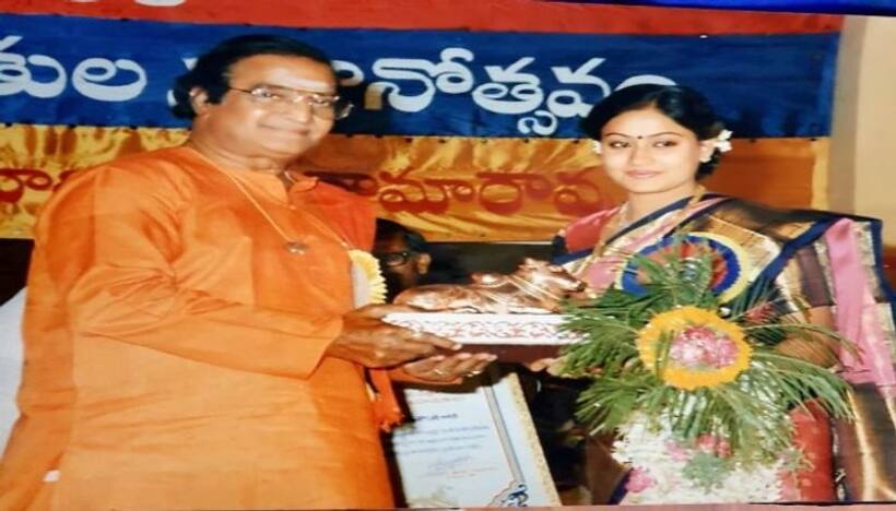   NTR..విజయశాంతికి క్షమాపణ చెప్పడానికి కారణం?