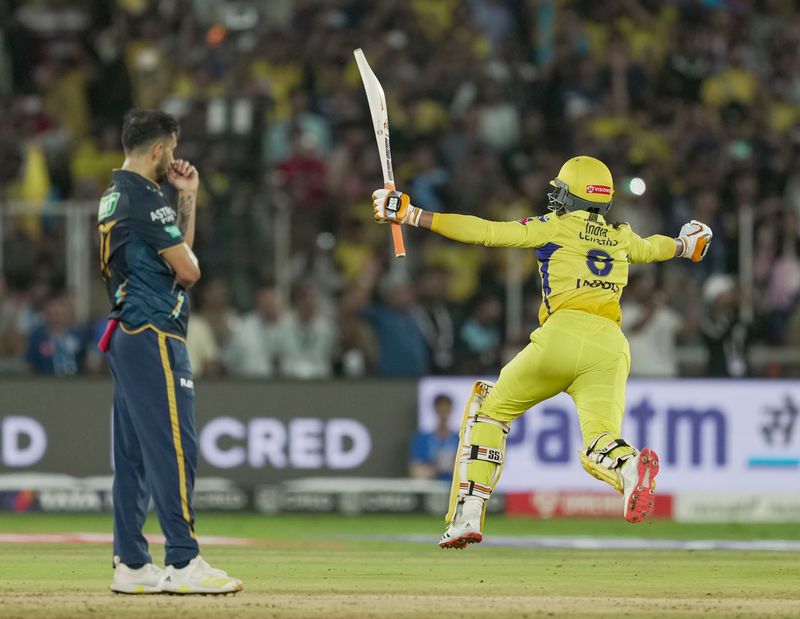 CSK vs GT IPL Final What Happened in the dramatic last over of IPL Final 2023 gkc