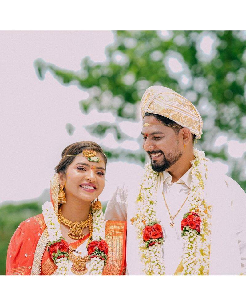 Zee Kannada actress Yashaswini Ravindra ties knot with Chethan Raj vcs 