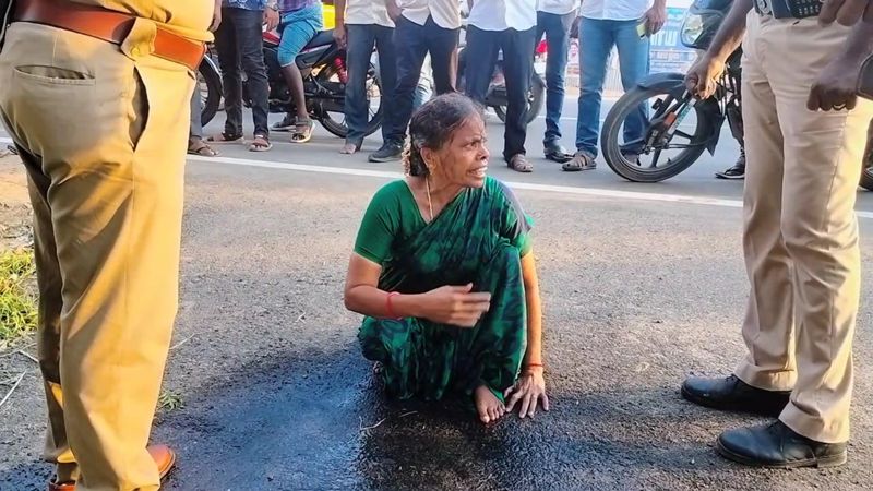 physically challenged person attempt suicide for land issue in ramanathapuram district