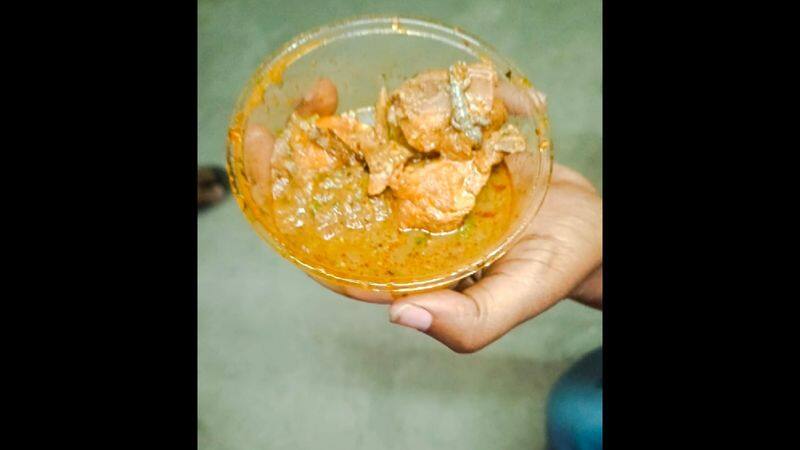 A popular restaurant in Tenkasi district was shocked to find a lizard in the chicken gravy served