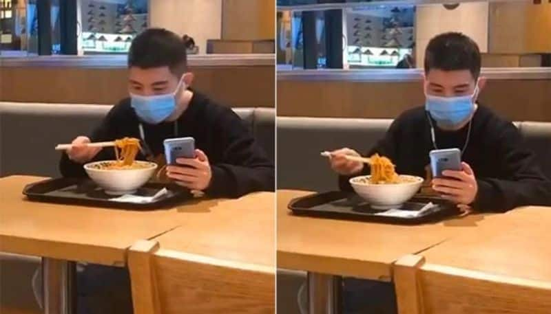 young mans hilarious mistake while eating food going viral hyp