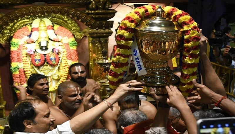 CSK hold special pooja for IPL trophy at Chennai Thyagaraya Nagar Tirupati temple san