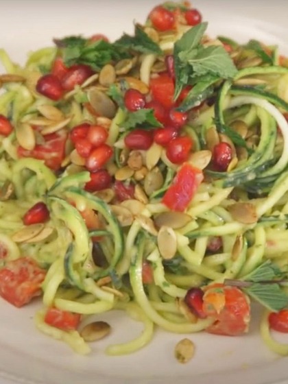 Zoodles with mango and avocado sauce