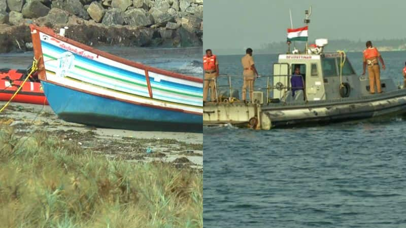 Coastal Officials seized 32 kgs of Gold valued Rs 20 Crores from 2 fishing boats at the Gulf of Mannar area off Tamil Nadu