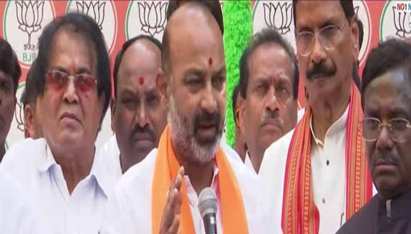 no one stops defectors to joining into congress, telangana bjp president bandi sanjay kms