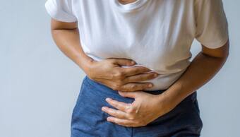 Health Tips: తిన్నది జీర్ణం కావడం లేదా.. అశ్రద్ధ చేయకండి  కడుపు క్యాన్సర్ కావచ్చు! 