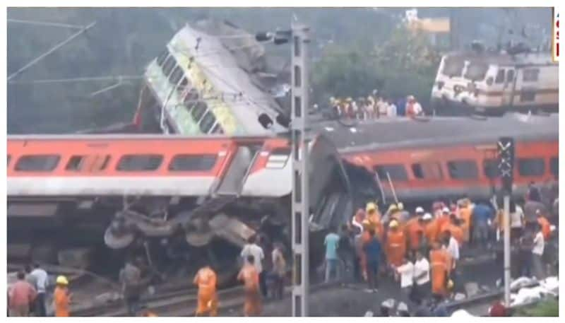 Odisha train Accident 233 people died and 900 injured nbn