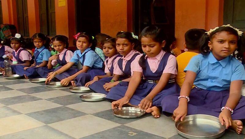 sweets Pongal for school students on birthdays of important leaders tvk