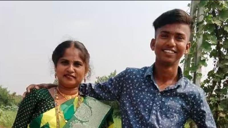 A mother who passed SSLC with her son working as a garbage collector akb