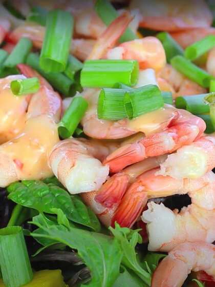 Shrimp and mango salad