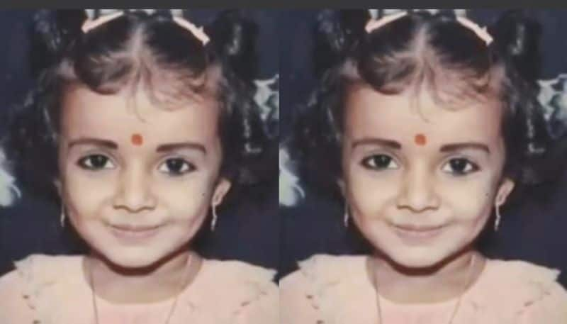 sithara krishnakumar shear her childhood photo nrn