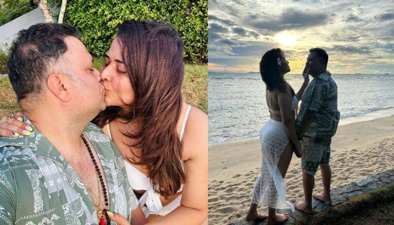 anchor and actress anasuya bharadwaj lip kiss photos viral sgk