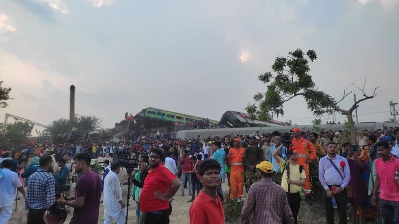 Thousands like Ali Sett helpless in Odisha train disaster bkg 