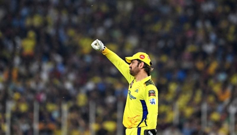 Chennai Super kings hinted MS Dhoni retirement, with oh captain my captain video on twitter CRA