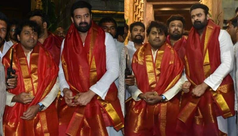 Ahead of Adipurush pre release event Prabhas Visits Tirumala Temple NSK