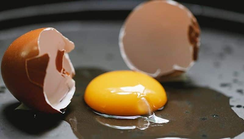 Say 'NO' to raw eggs: Here are multiple health concerns you should be aware of ADC