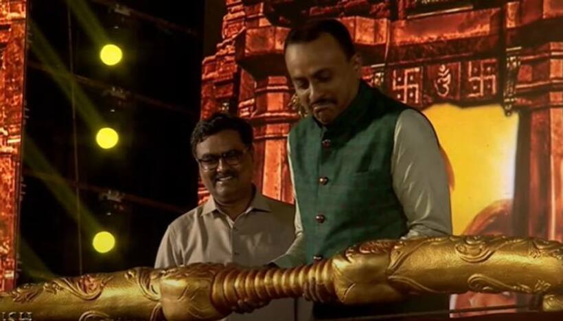 ధనుస్సు ఎత్తలేకపోయిన నిర్మాతలు.. ఆదిపురుష్ ప్రీ రిలీజ్ వేడుకలో ఆసక్తికర సన్నివేశం 