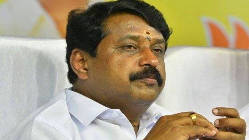 Posters objection to giving Nellai MP seat to Nainar Nagendran in loksabha election 2024  smp